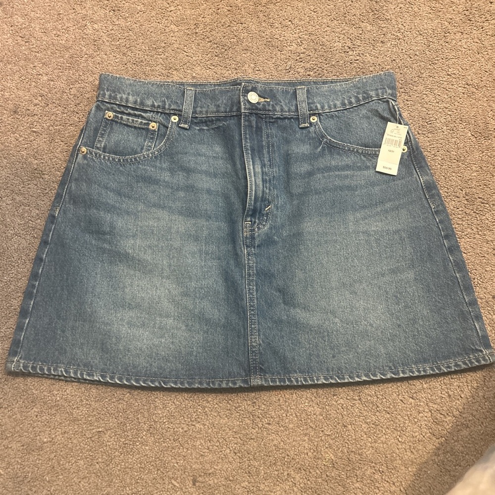 Gap blue wash mini skirt size 12!! With tags never worn
